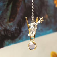 星をならべるねこのピアス・イヤリング【受注制作 1ヶ月以内に発送】