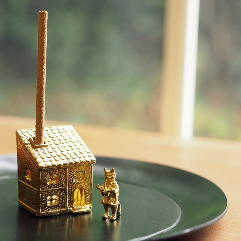 ねことえんとつの家のお香立て【受注制作 1ヶ月以内に発送】 | ehonno.