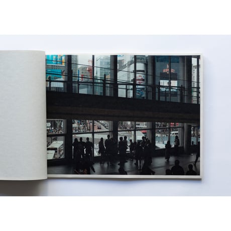 「HUNT」ZINE / “HUNT” Zine