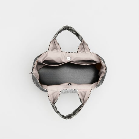 sasicco Oval Tote – White & Black Checkered, Mikawa Sashiko Cotton with Judo Fabric Handles