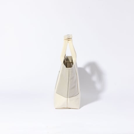 sasicco OBI Tote Mini 2-Way–Ice Gray & Off-White, Mikawa Sashiko Cotton with Judo Fabric Handles