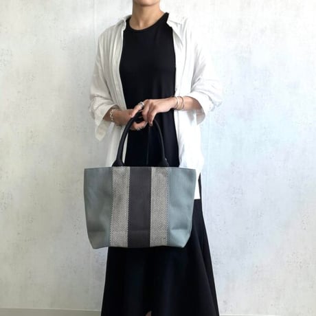 sasicco Ray Tote – White & Black Checkered, Mikawa Sashiko Cotton with Judo Fabric Handles