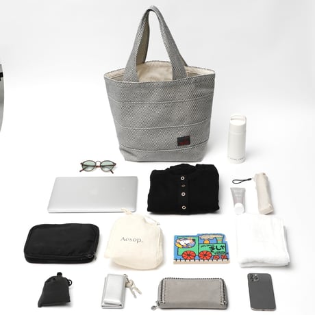 sasicco Tote 40 – White, Mikawa Sashiko Cotton with Judo Fabric Handles