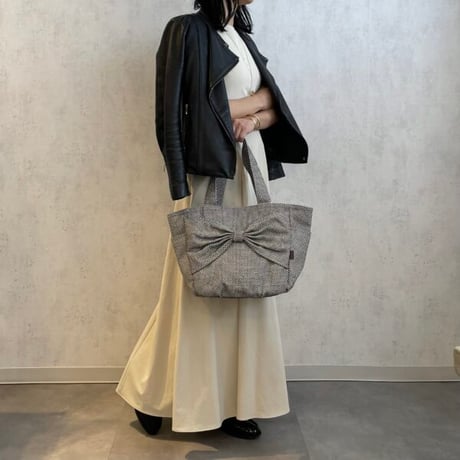 sasicco Kind Bag –Ice Gray, Mikawa Sashiko Cotton with Judo Fabric Handles