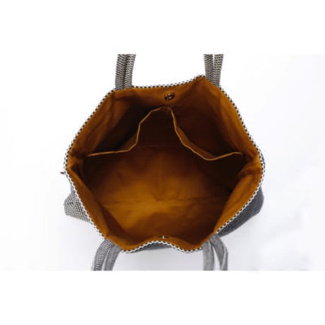【完売・製造終了】sasicco トラペトート 赤 | 三河木綿 刺子織 | タネイ | 柔道着のカバン | trapezoid tote | red