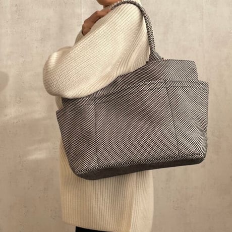 sasicco Posh Tote L – White & Black Checkered, Mikawa Sashiko Cotton with Judo Fabric Handles