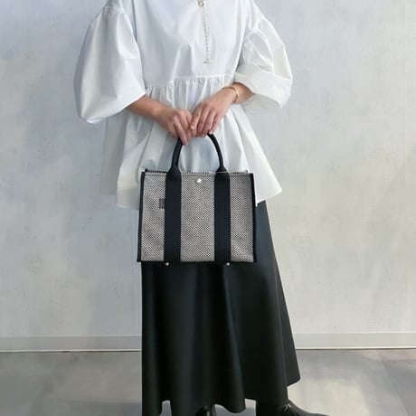 sasicco Square Tote M – White & Black Checkered, Mikawa Sashiko Cotton with Judo Fabric Handles