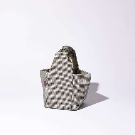 sasicco サイコロバッグ 白と黒の市松 | 三河木綿 刺子織 | タネイ | 柔道着のカバン | dice bag | white & black