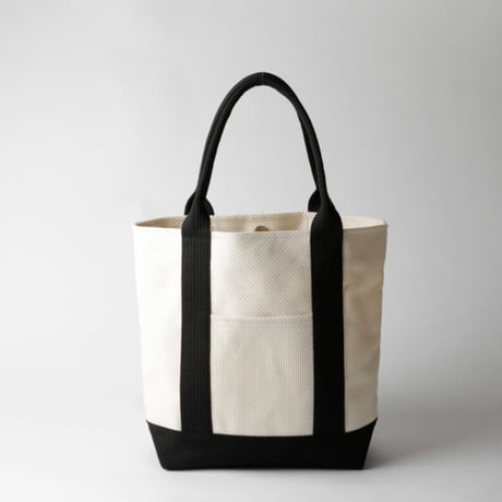 sasicco OBI Tote (Vertical) – White, Mikawa Sashiko Cotton with Judo Fabric Handles