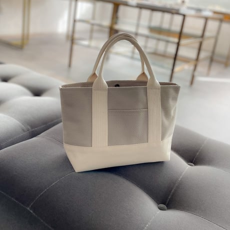 sasicco OBI Tote Mini 2-Way–Ice Gray & Off-White, Mikawa Sashiko Cotton with Judo Fabric Handles