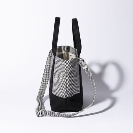sasicco OBIトートミニ２way 白と黒の市松 | オビトートミニ | 三河木綿 刺子織 | 柔道着 | obi tote mini 2way bag | white & black
