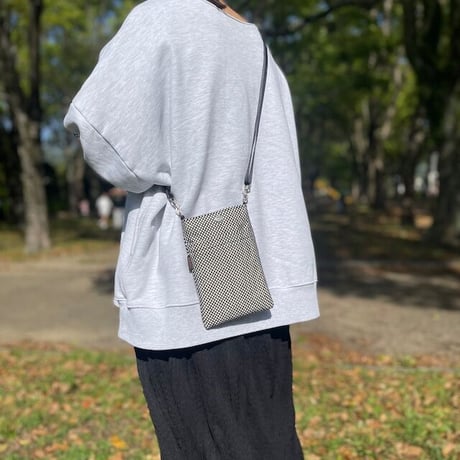 sasicco Smartphone ShoulderBag – Ice Gray, Mikawa Sashiko Cotton with Judo Fabric Strap