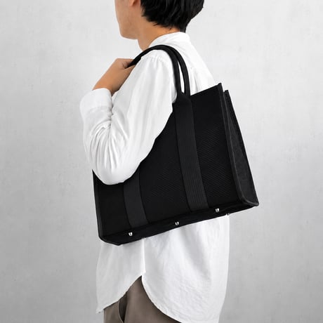 sasicco スクエアトートMplus 黒 | 三河木綿 刺子織 | タネイ | 柔道着のカバン | square tote L | black