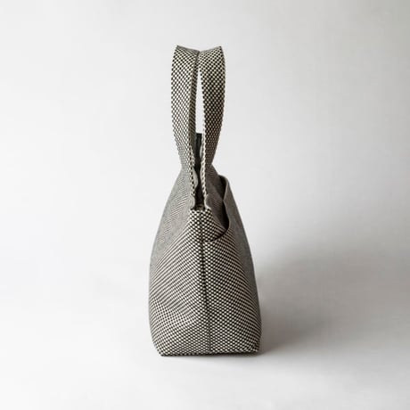 sasicco Clover Tote – White & Black Checkered, Mikawa Sashiko Cotton with Judo Fabric Handles