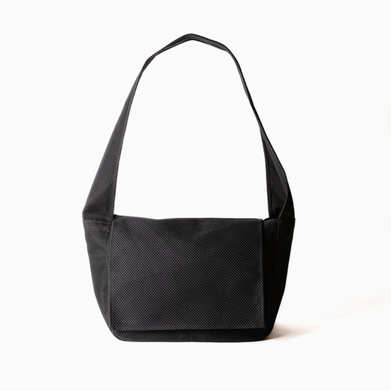 製造中止 メッセンジャーバッグ erva エルバ がま口ショルダーバッグ