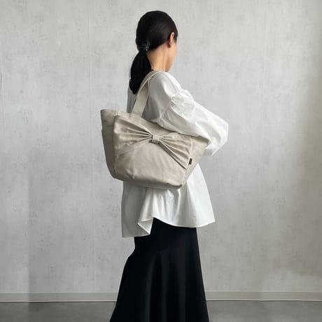sasicco Kind Bag –Ice Gray, Mikawa Sashiko Cotton with Judo Fabric Handles