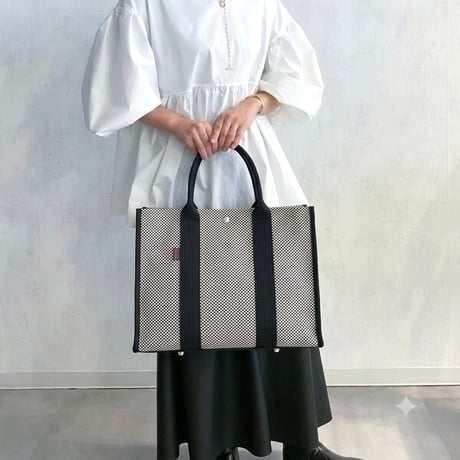 【新商品】sasicco スクエアトートMplus (エムプラス) 白と黒の市松 | 三河木綿 刺子織 | タネイ | square tote M plus | white & black