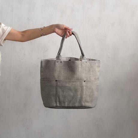 sasicco バケット 白と黒の市松 | 三河木綿 刺子織 | タネイ | 柔道着のカバン | bucket | white & black