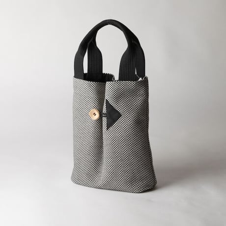 sasicco ポイントバッグ 白と黒の市松 | 三河木綿 刺子織 | タネイ | 柔道着のカバン | point bag | white & black