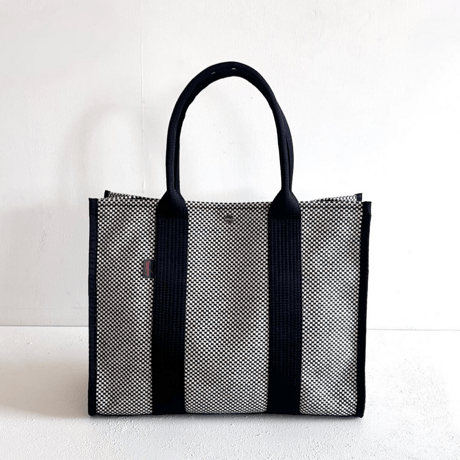 sasicco スクエアトートMplus 白と黒の市松 | 三河木綿 刺子織 | タネイ | 柔道着のカバン | square tote L | white & black