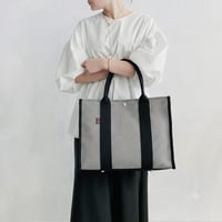 sasicco スクエアトートMplus 白と黒の市松 | 三河木綿 刺子織 | タネイ | 柔道着のカバン | square tote L | white & black
