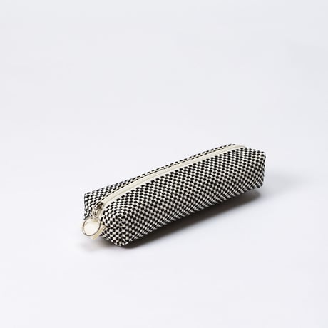sasicco ペンケース 白と黒の市松 | 三河木綿 刺子織 | タネイ | 柔道着のペンケース | pen case | white & black