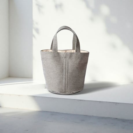sasicco コールバッグ Sサイズ 白と黒の市松 | 三河木綿 刺子織 | タネイ | 柔道着のカバン | call bag | white & black