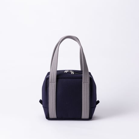 【完売・製造終了】キューブバッグ　紺