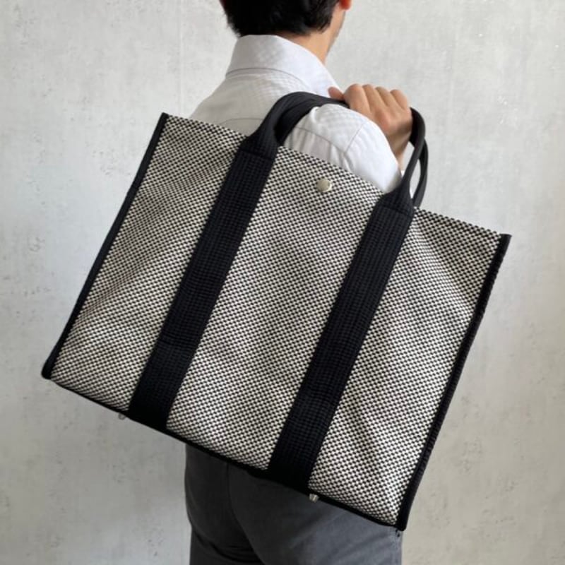 タネイ saccico（サシッコ） スクエアトート L White&Black sasicco スクエアトートL 白と黒の市松 | 三河木綿 刺子織