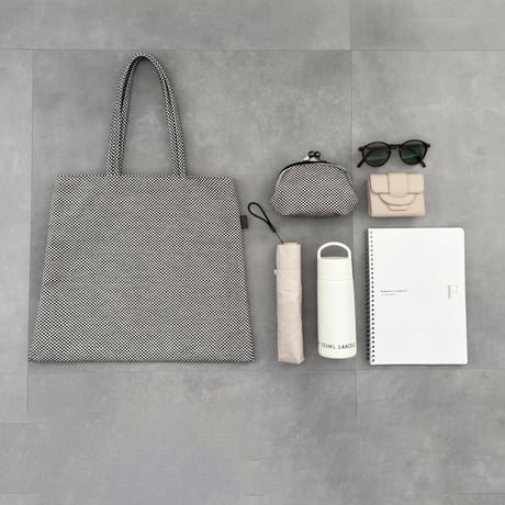 sasicco Trape Tote Mini – White & Black Checkered, Mikawa Sashiko Cotton with Judo Fabric Handles