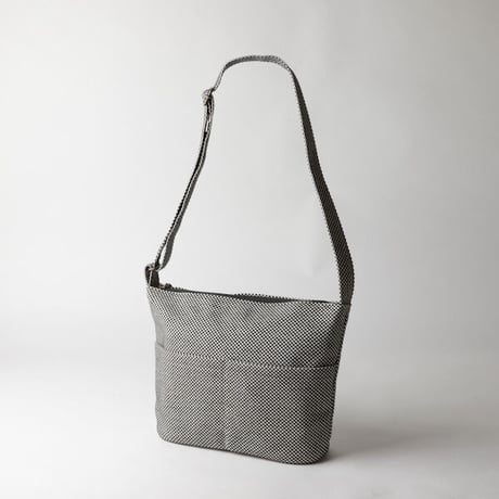 sasicco Plain Shoulder Bag – White & Black Checkered, Mikawa Sashiko Cotton with Judo Fabric Strap