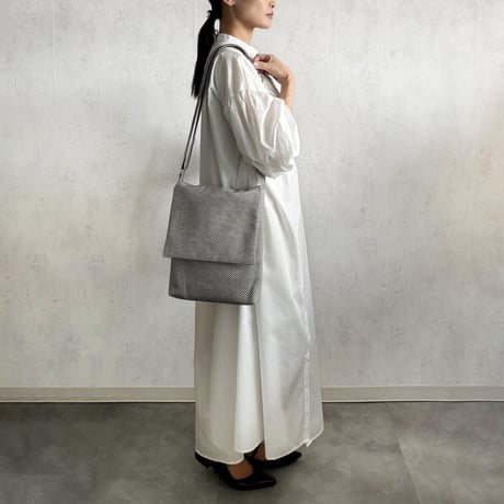 【新商品】sasicco フラップ付きショルダー 白と黒の市松 | 三河木綿 刺子織 | タネイ | 柔道着のカバン | flap shoulder bag | white & black