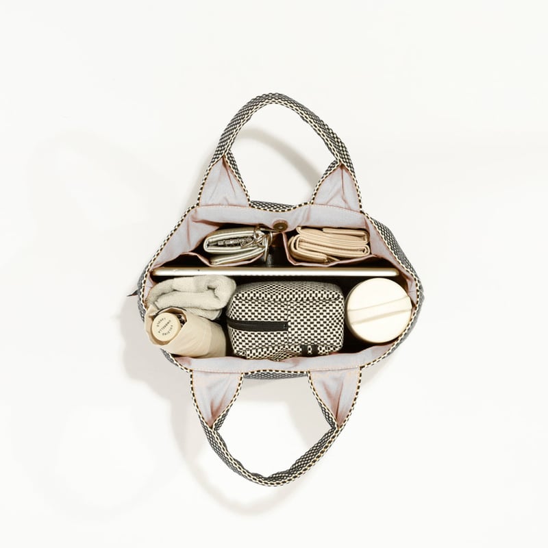 sasicco オーバルトート 白と黒の市松 | 三河木綿 刺子織 | タネイ