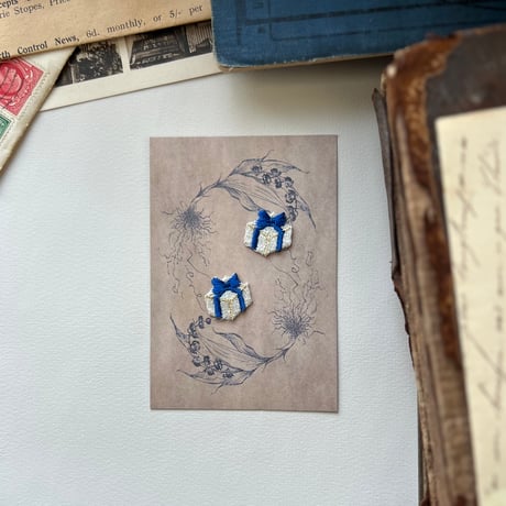 プレゼント【ブルー】2個セット /アイロンワッペン/刺繍