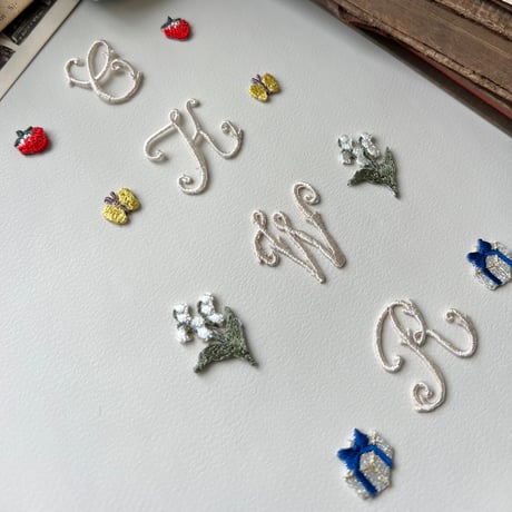 プレゼント【ブルー】2個セット /アイロンワッペン/刺繍