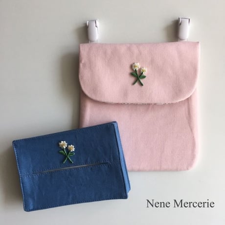 白い小さなお花/2枚セット/刺繍アイロンワッペン