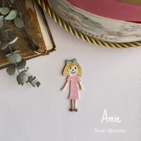 女の子/Amie(アミ）ちゃん/ 刺繍アイロンワッペン