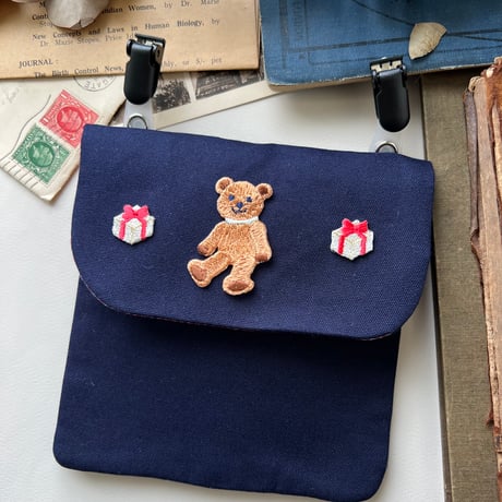 プレゼント【レッド】2個セット /アイロンワッペン/刺繍