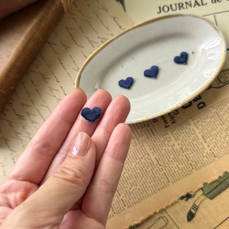 LOVE「ハート」（ネイビー） 3枚セット/刺繍アイロンワッペン