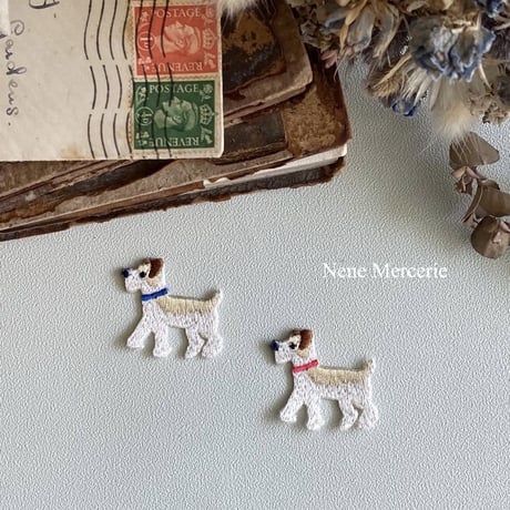 テリア　クレアちゃん/レッド/刺繍アイロンワッペン