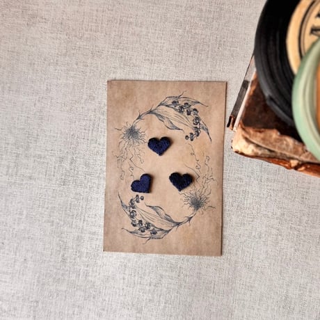 LOVE「ハート」（ネイビー） 3枚セット/刺繍アイロンワッペン