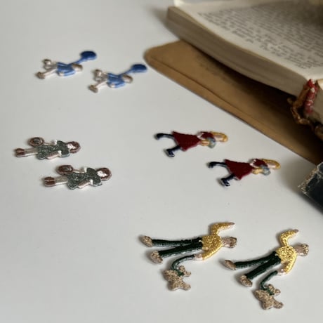 〈暮らしシリーズ〉セット/4枚セット/刺繍アイロンワッペ ン