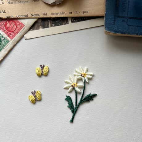 ちょうちょ【イエロー】2個セット /アイロンワッペン/刺繍