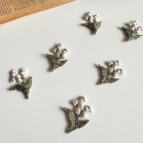 小さなすずらん/２枚セット/刺繍アイロンワッペン