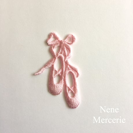 バレエシューズ/ピンク/刺繍アイロンワッペン