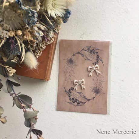 リボン/ホワイト/刺繍アイロンワッペン 2枚セット