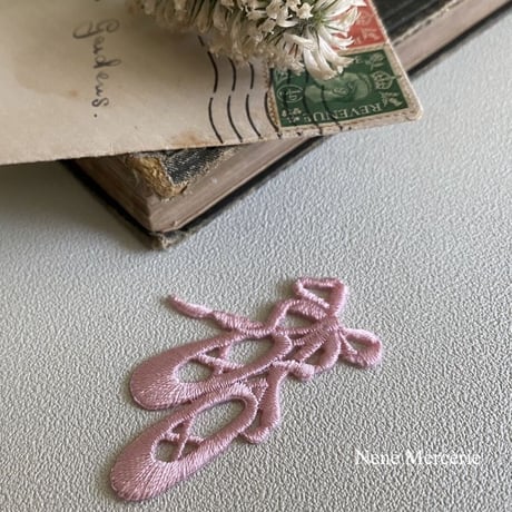 バレエシューズ/ピンク/刺繍アイロンワッペン
