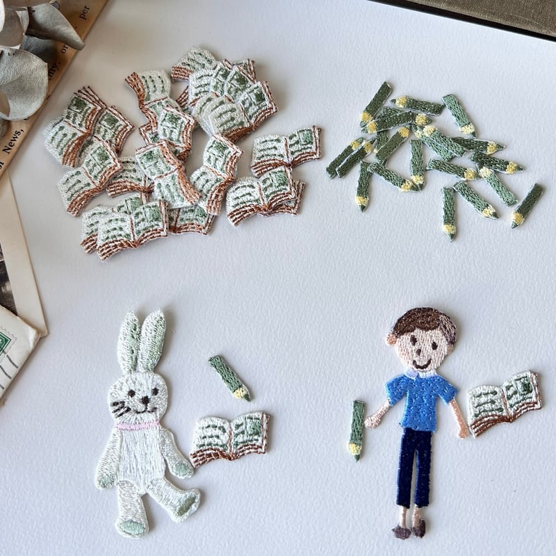 文具セット/ 本と鉛筆の2枚セット/刺繍アイロンワッペン | ネネメルスリー