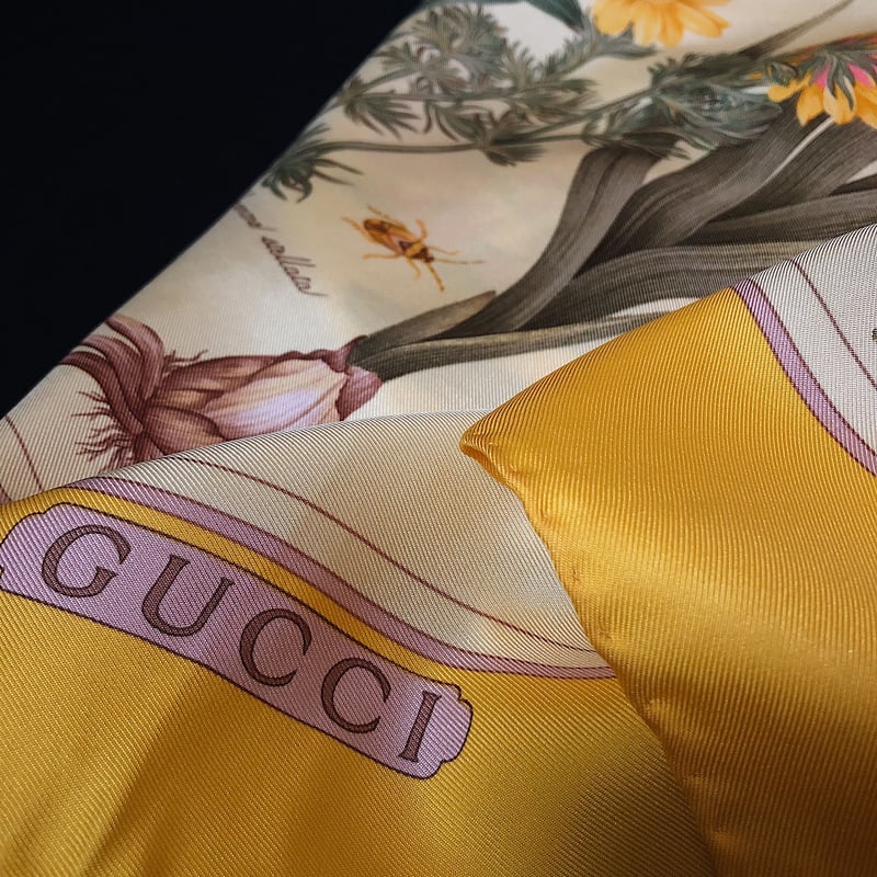 GUCCI ⭐︎落ち葉モチーフ ヴィンテージスカーフ 【公式通販】