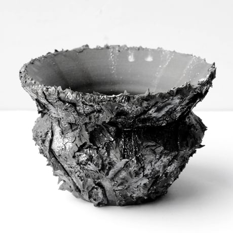 ＜ceramic pot ＞√ROOT   Metallic type +drip+Secret logo_C